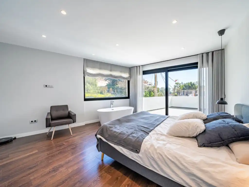 Habitación de Casa o chalet en venta en Torremolinos