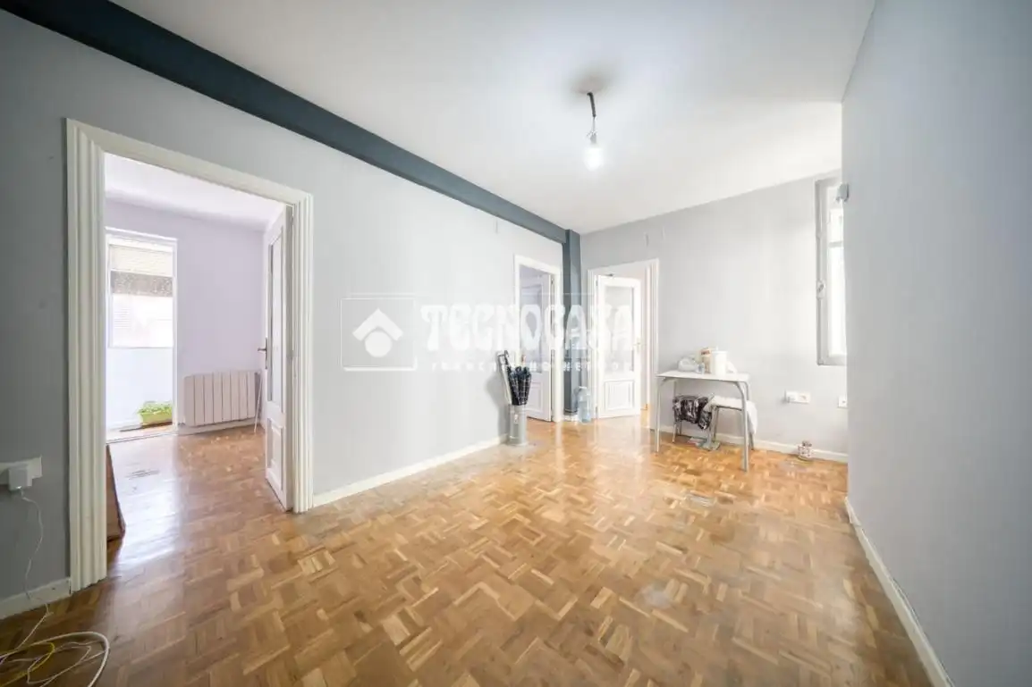 Schlafzimmer von Wohnung zum Verkauf in Valladolid mit Heizung und Terrasse