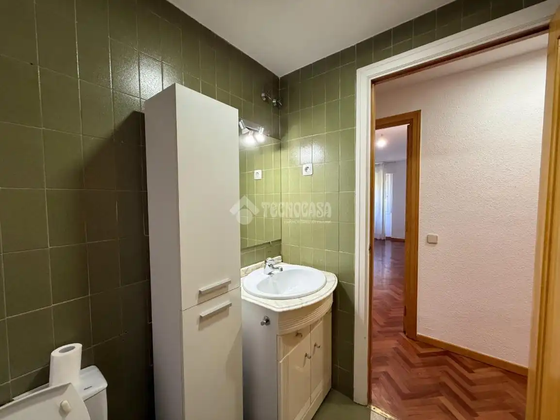 Bathroom of Flat for rent in Majadahonda  with Heating