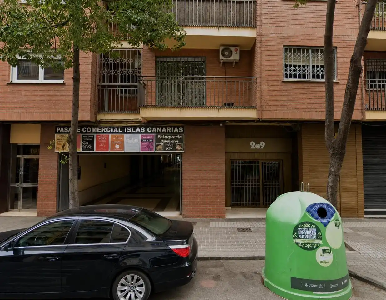 Vista exterior de Local de lloguer en Valencia amb Aire condicionat