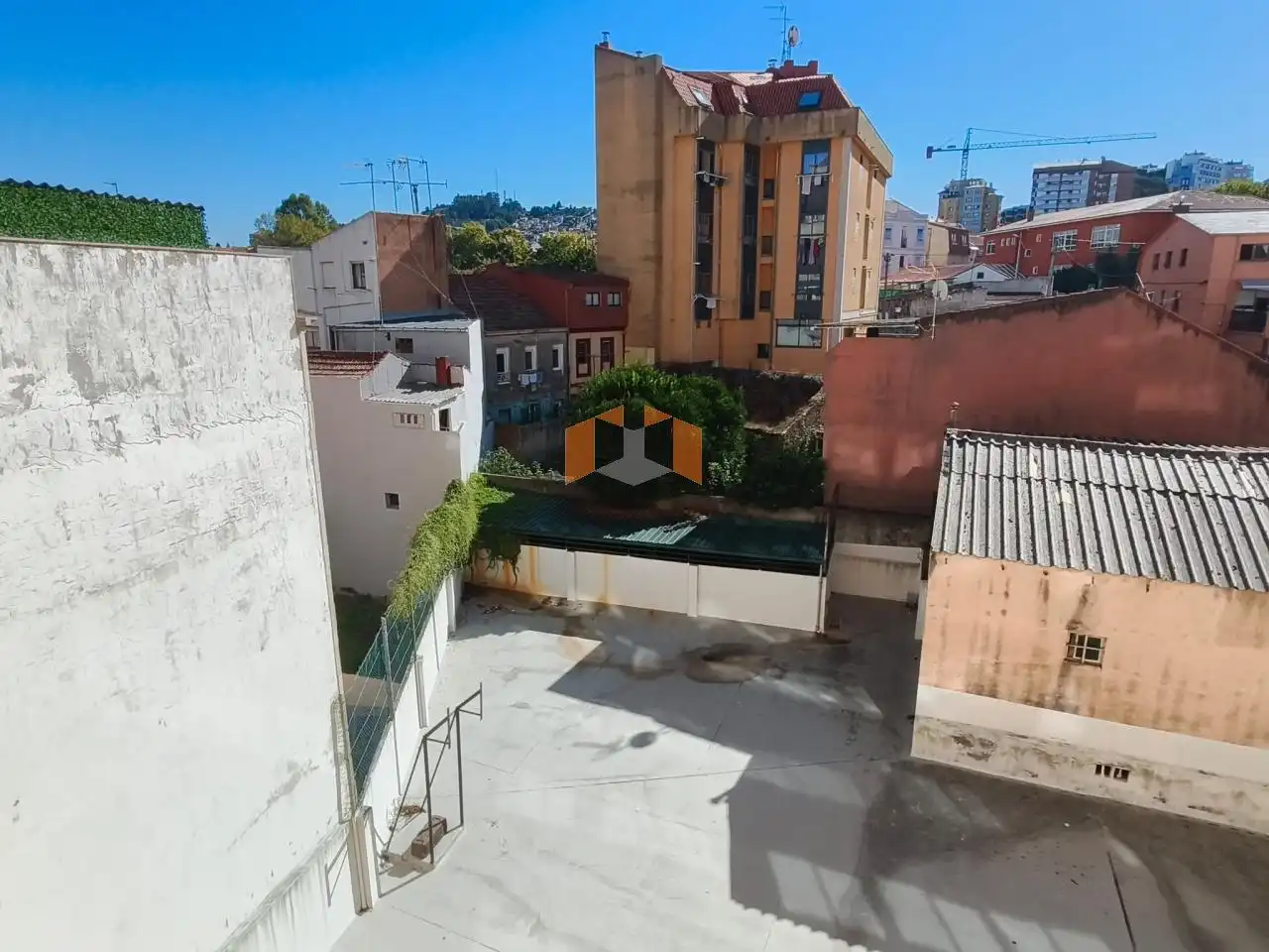 Terrassa de Pis en venda en Vigo  amb Calefacció, Parquet i Terrassa
