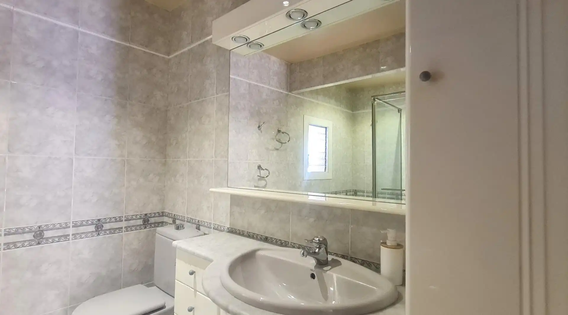 Baño de Piso en venta en Ripoll