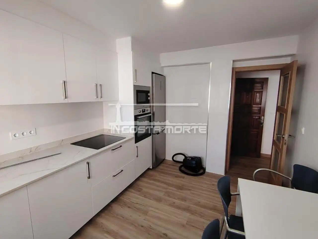 Cocina de Piso de alquiler en Cee con Amueblado