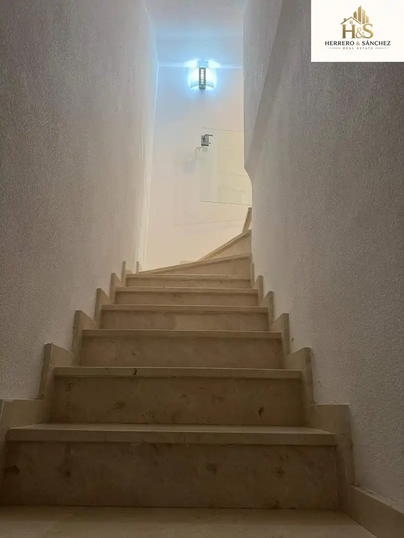 Houses for sale in Alicante / Alacant  with Air Conditioner, Heating and Private garden