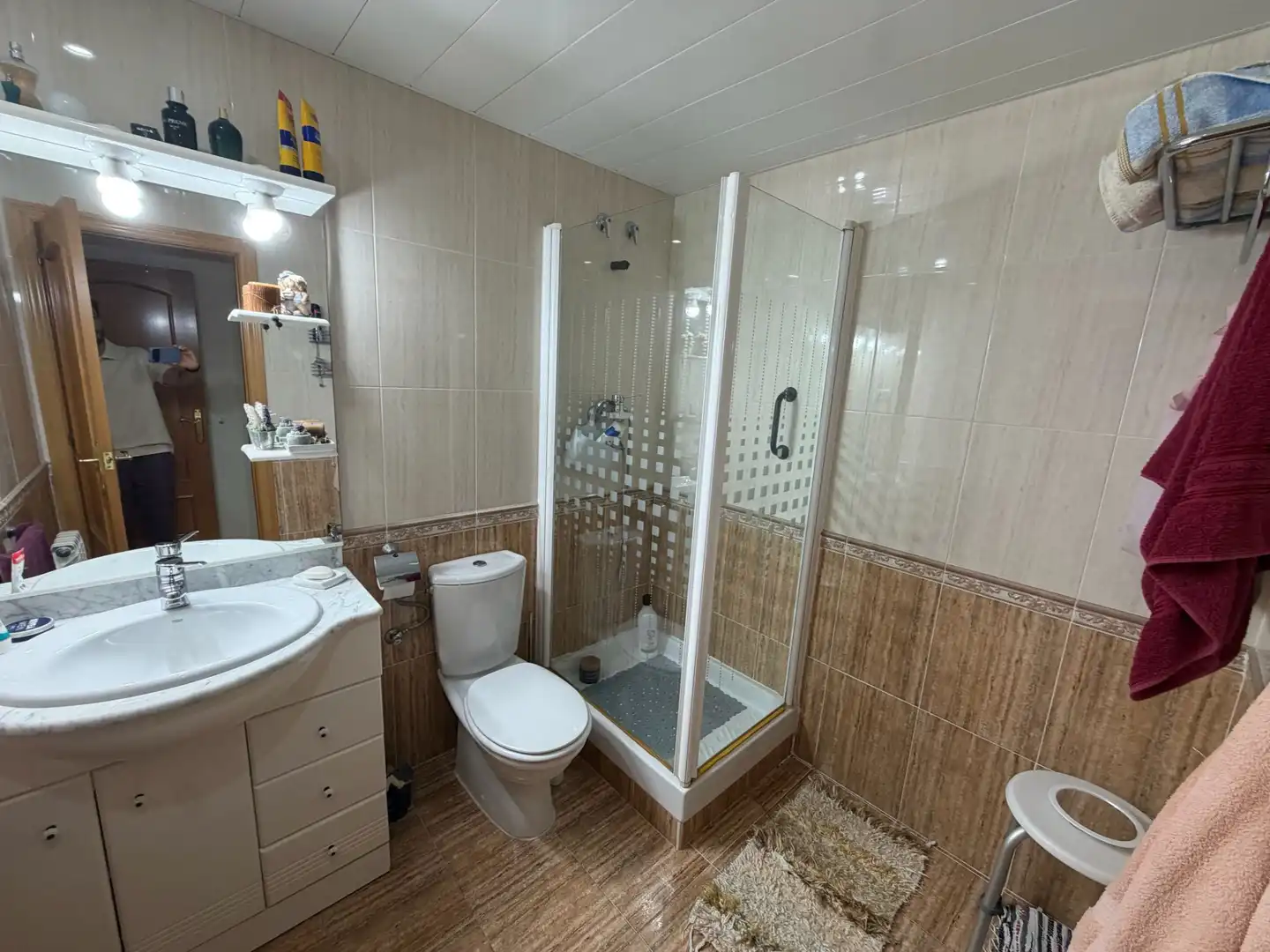 Baño de Piso en venta en Sant Boi de Llobregat con Calefacción, Terraza y Amueblado