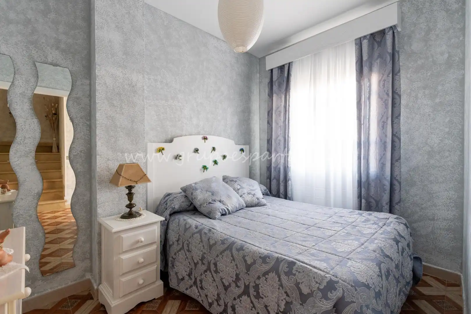 Dormitori de Casa adosada en venda en Huévar del Aljarafe amb Aire condicionat, Jardí privat i Traster