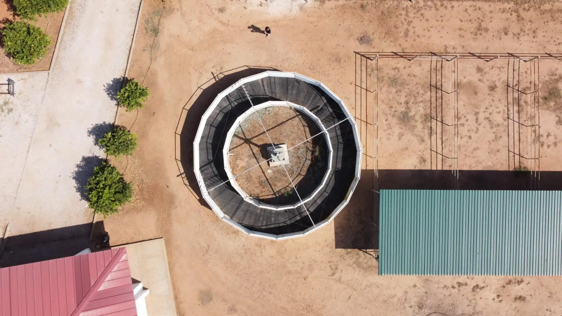 Vista exterior de Finca rústica en venta en Carmona con Calefacción, Jardín privado y Terraza