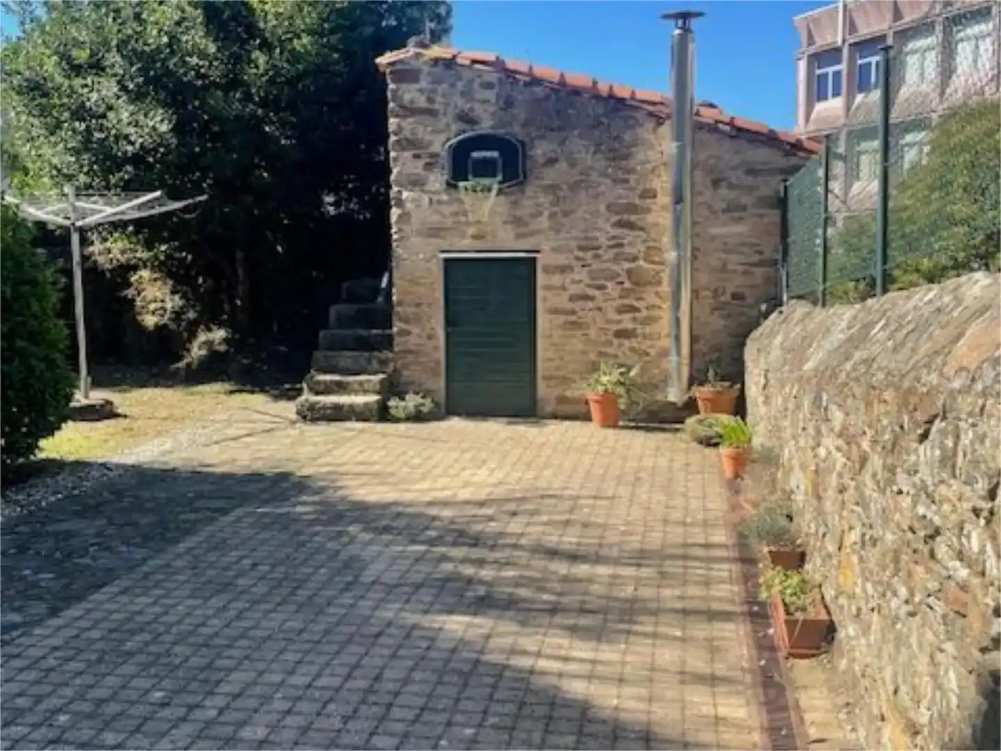 Vista exterior de Casa o xalet de lloguer en Santiago de Compostela 