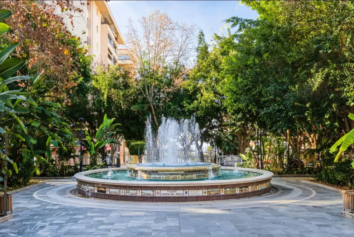 Vista exterior de Piso de alquiler en Marbella con Aire acondicionado