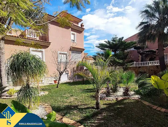 Villa mit Pool zum Verkauf in Los Balcones - Los Altos, imagen 26