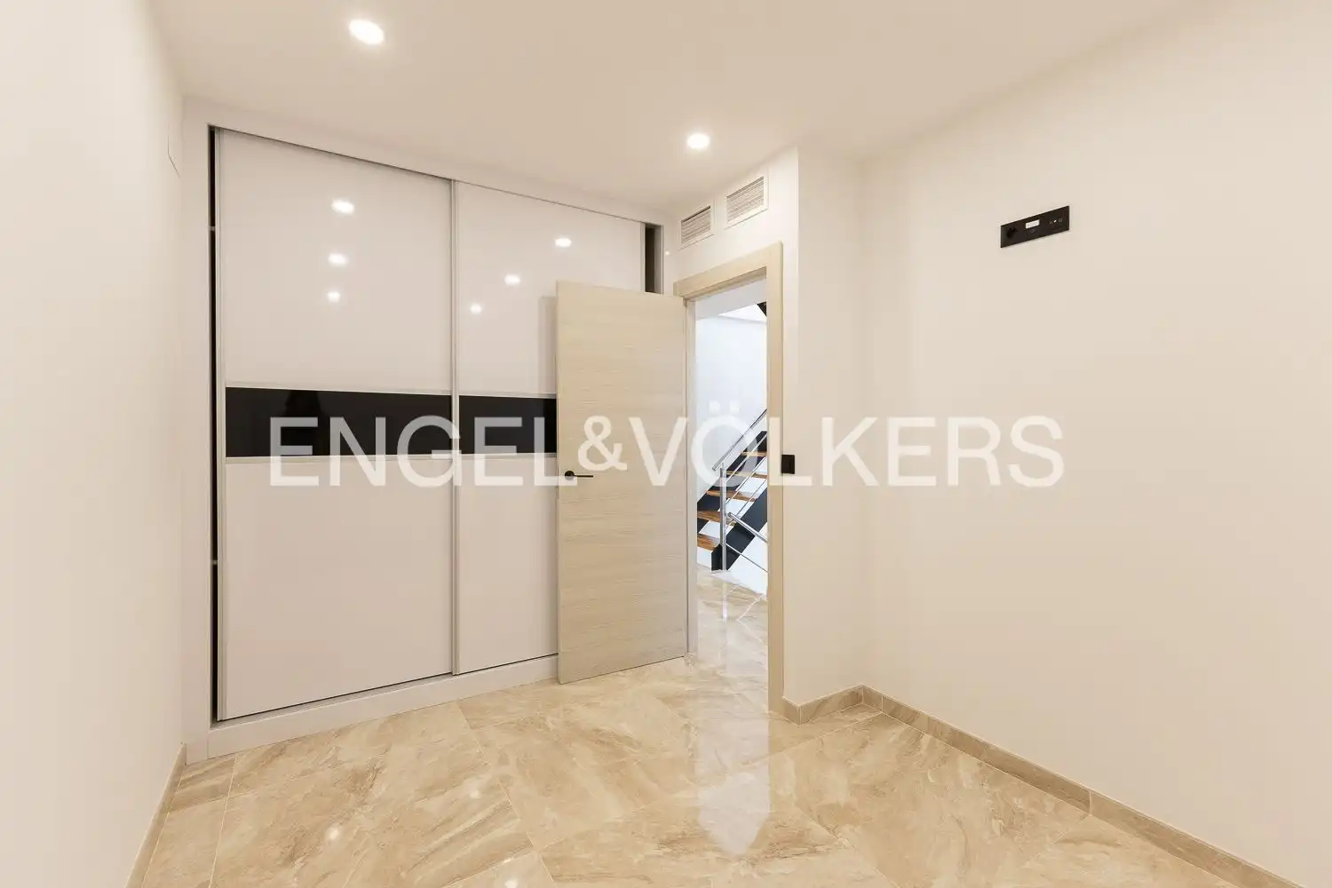 Adosado con terraza en venta en Benifaió, imagen 13