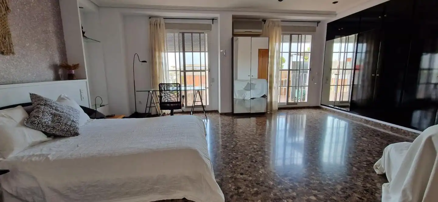 Habitació a Sevilla, Moncada