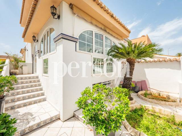 Casa-chalet en Venta en Mareny Blau