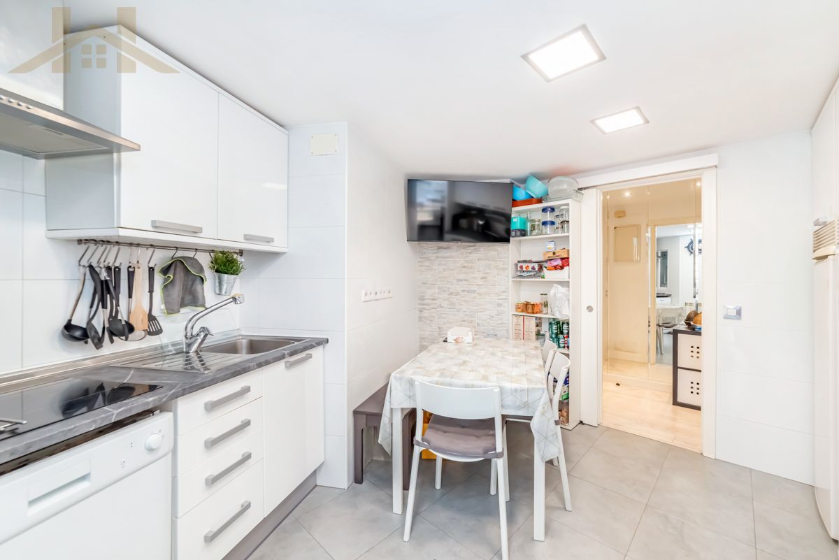 Cuina de Pis en venda en San Sebastián de los Reyes amb Aire condicionat, Calefacció i Traster