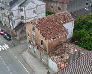 Vista exterior de Casa o xalet en venda en Vilanova de Arousa amb Balcó