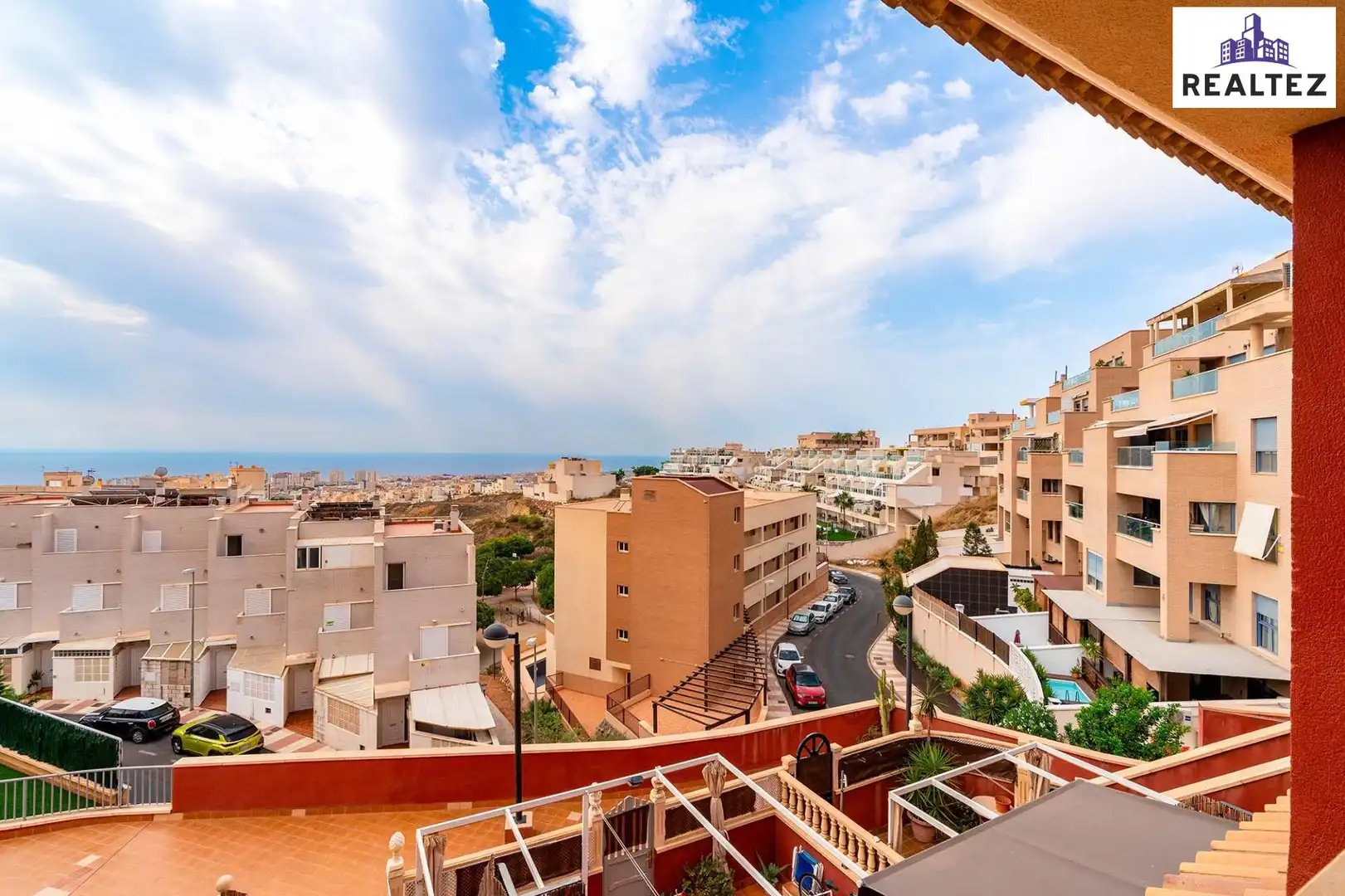 Vista exterior de Piso en venta en Roquetas de Mar con Aire acondicionado, Terraza y Amueblado