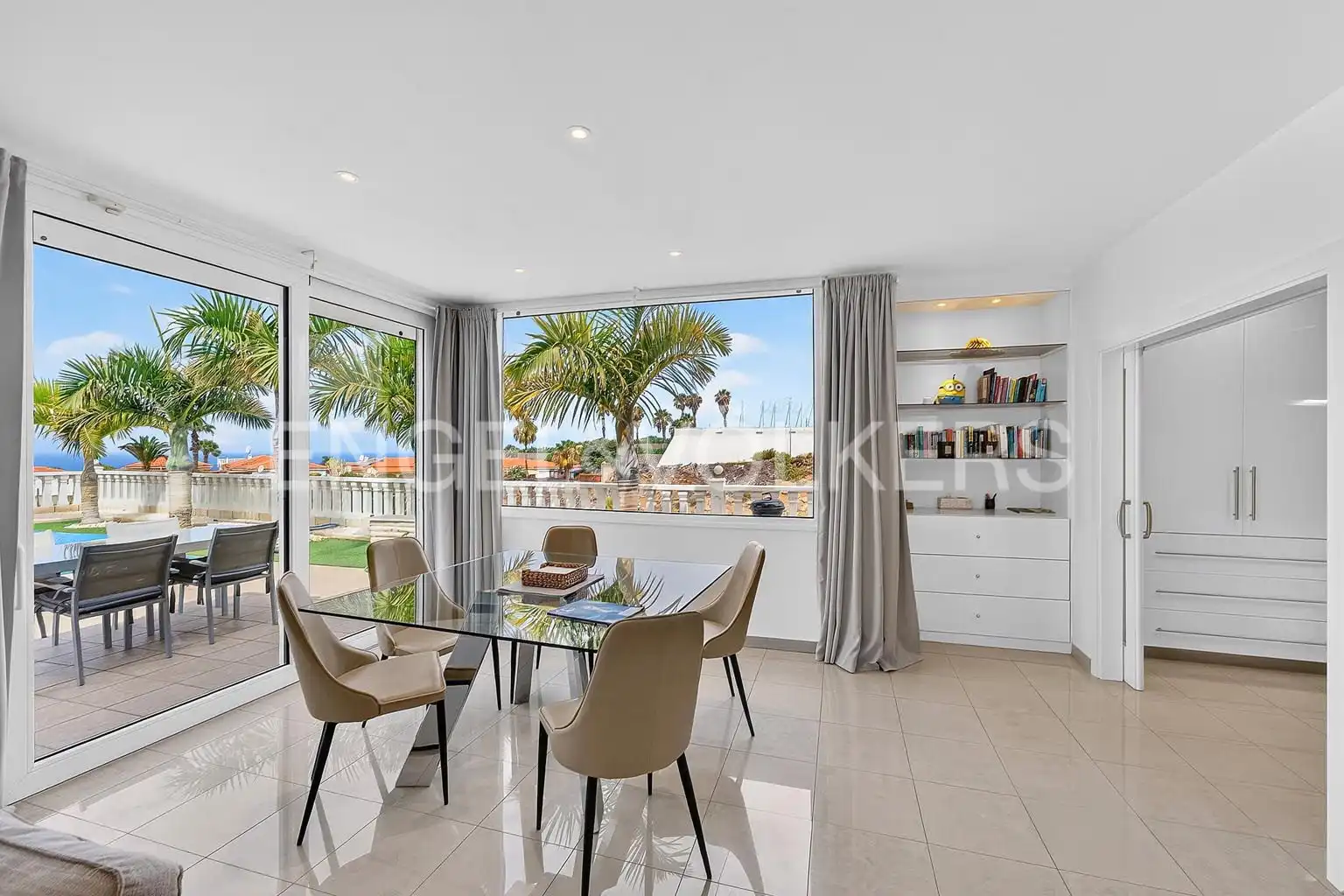 Dining room of Houses for sale in Adeje  with Air Conditioner, Terrace and Swimming Pool