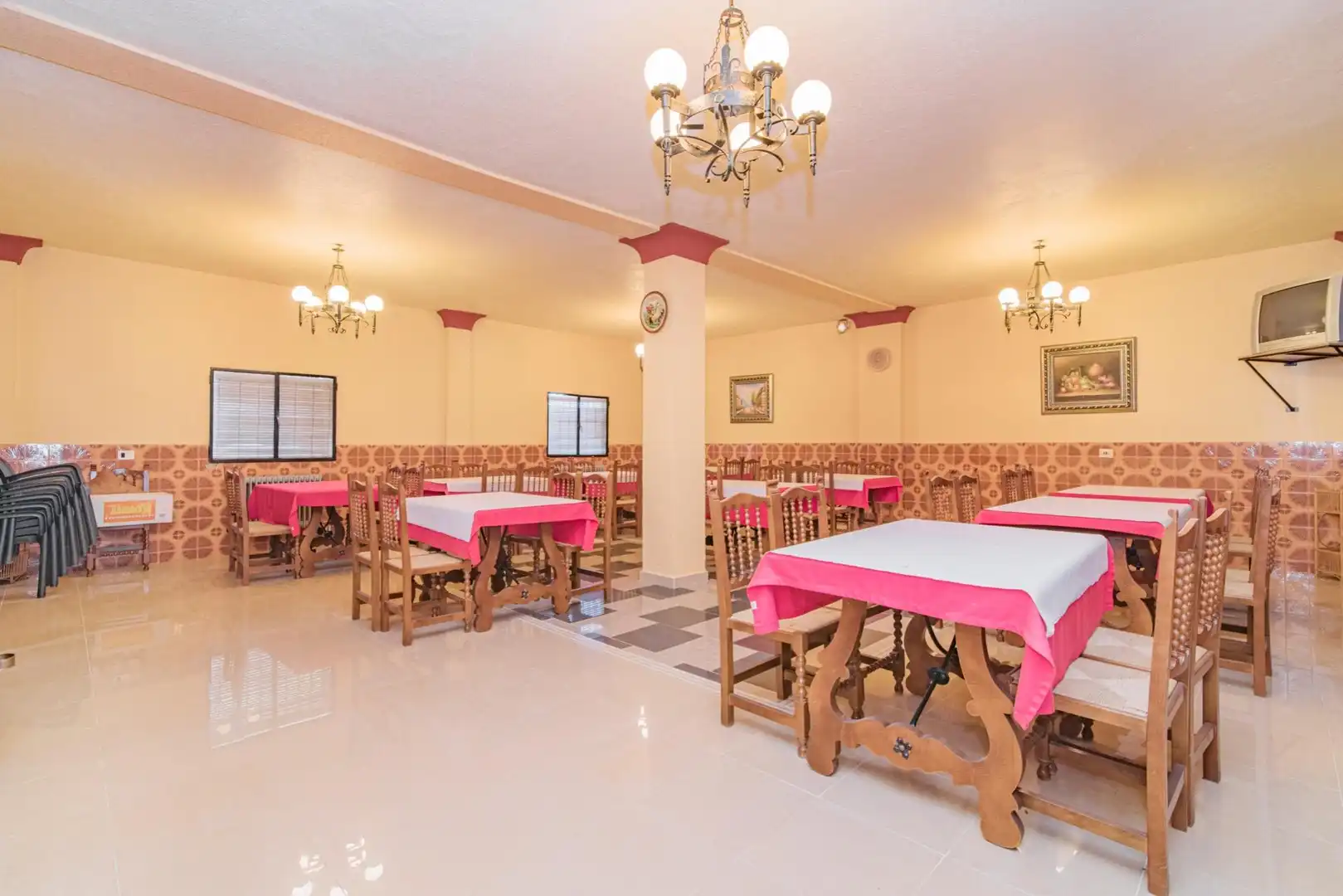 Edificio en venta en Carretera HUELMA, 66, Montejícar