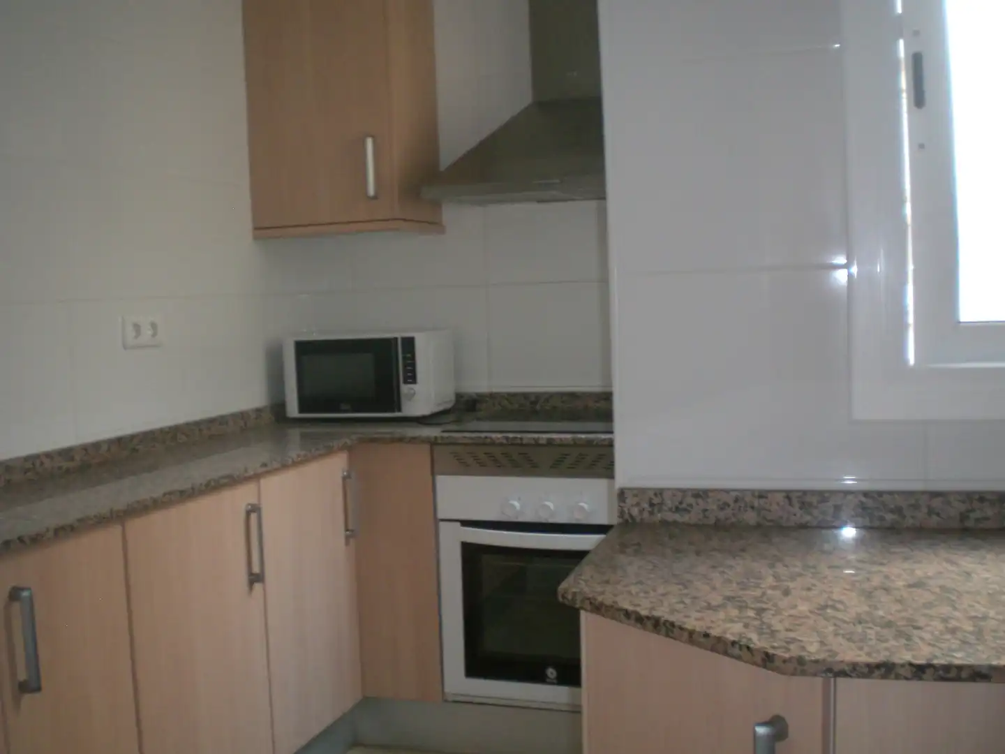 Piso con terraza en alquiler en Carrer de Reding 39, imagen 6