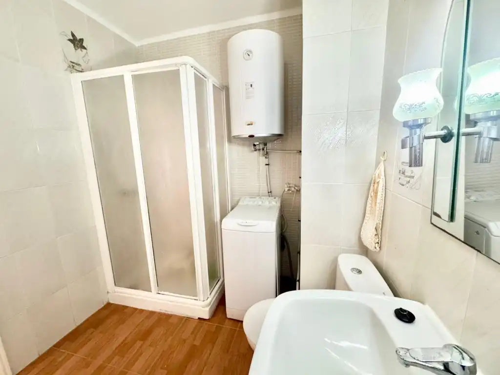 Bathroom of Flat for sale in Córdoba  with Terrace