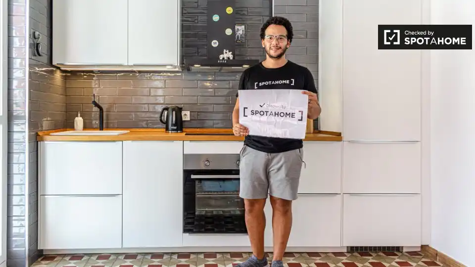Cocina de Piso de alquiler en Valencia con Aire acondicionado, Calefacción y Amueblado