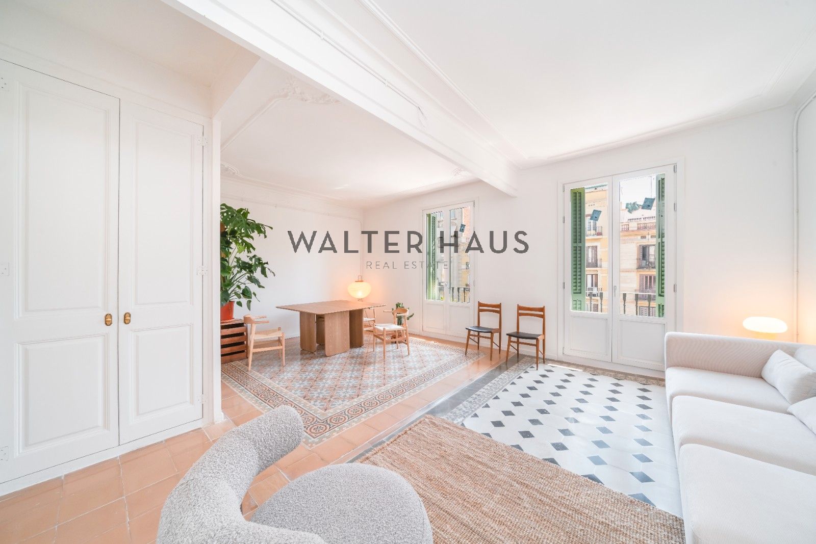 Living room of Flat for sale in  Barcelona Capital  with Air Conditioner, Heating and Oven