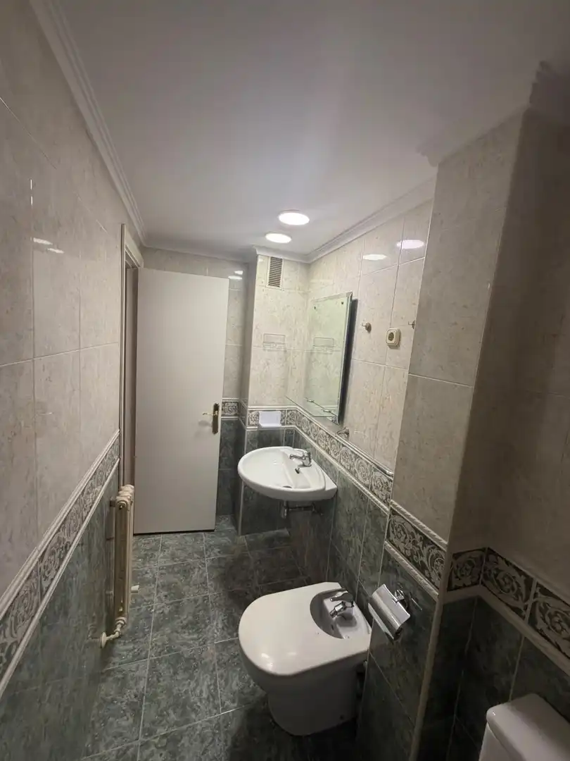 Piso con ascensor en venta en Errekalde, imagen 11