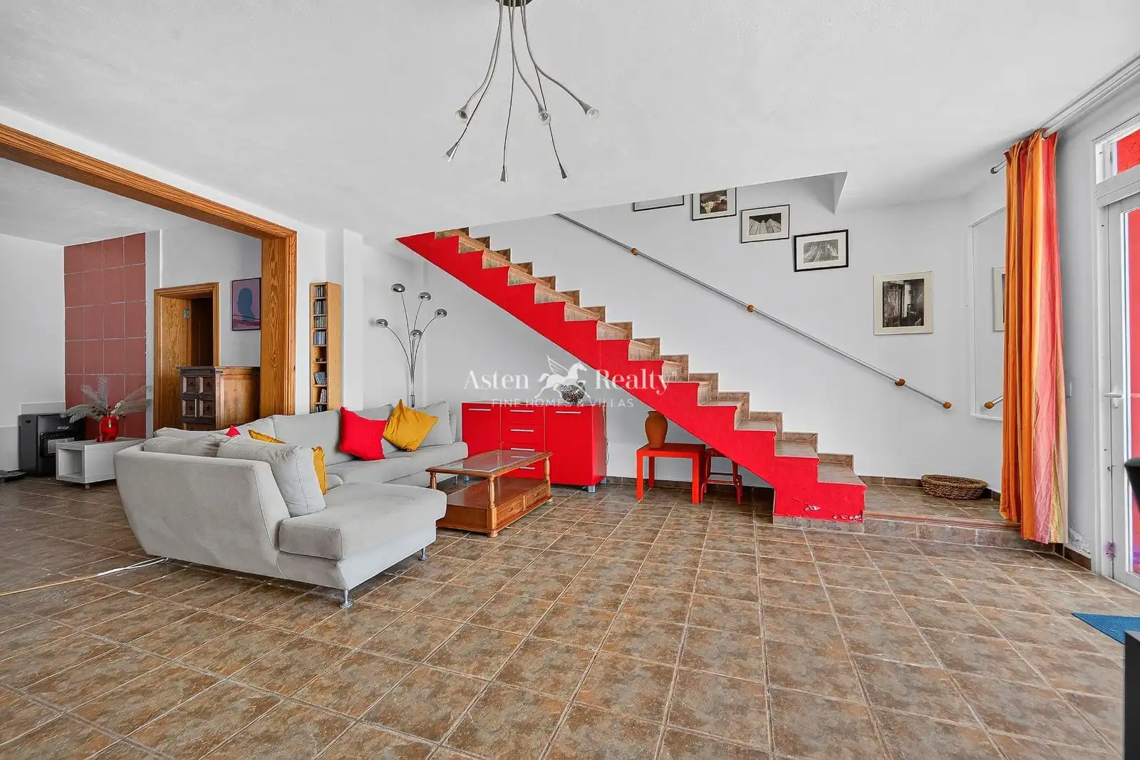 Sala de estar de Casa adosada en venta en La Orotava con Terraza y Amueblado