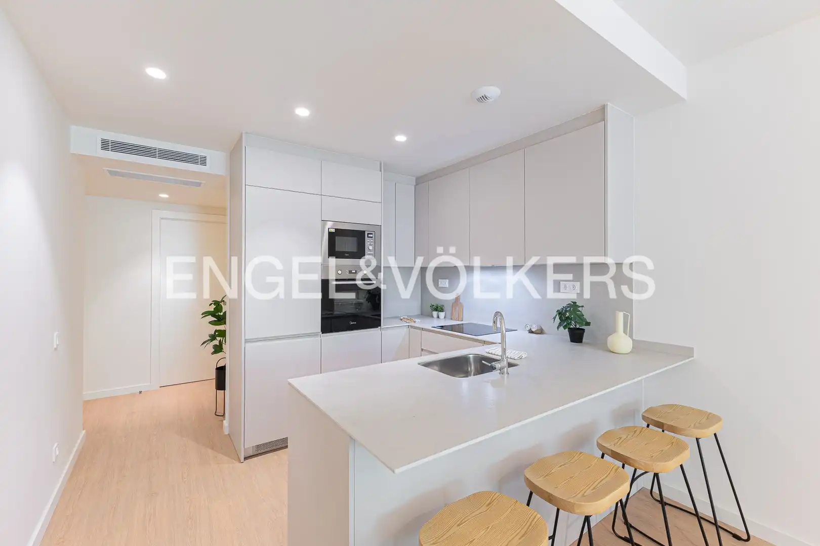 Kitchen of Flat for sale in Barcelona  with Air Conditioner, Heating and Parquet flooring