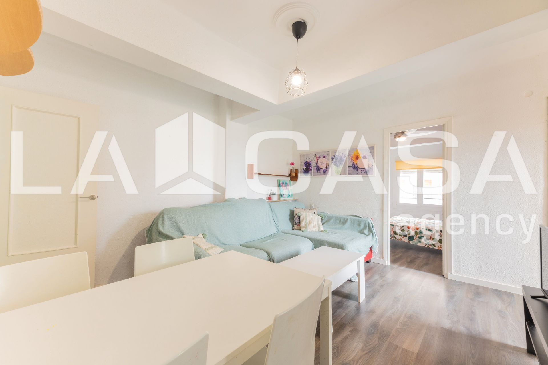 Habitación de Piso en venta en  Valencia Capital con Balcón