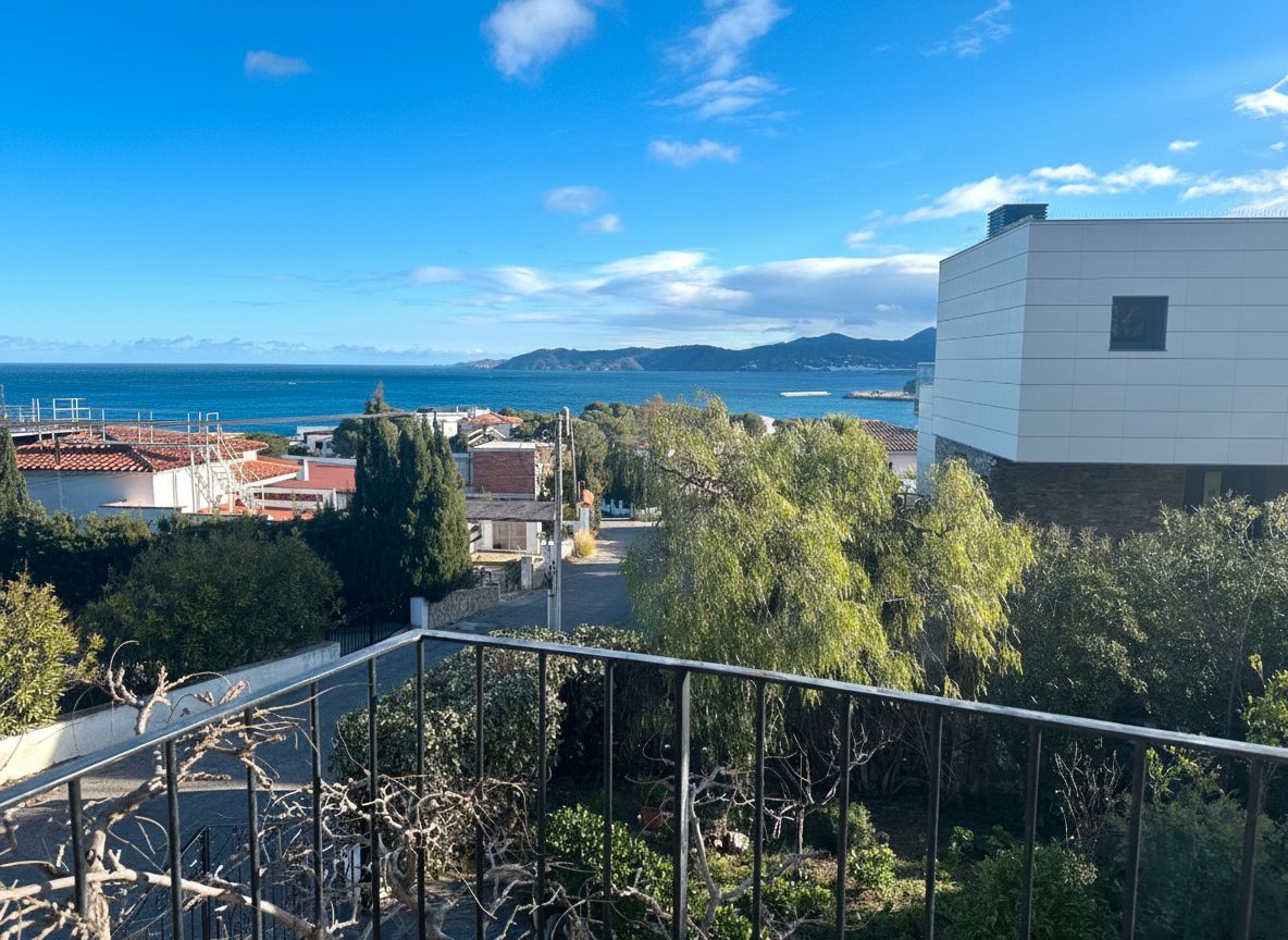 Exterior view of House or chalet for sale in Llançà  with Heating, Private garden and Terrace