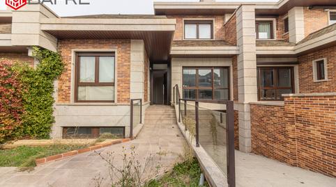 Foto 3 de Casa o xalet en venda a Calle Traviata, Los Satélites - Roza Martín, Madrid