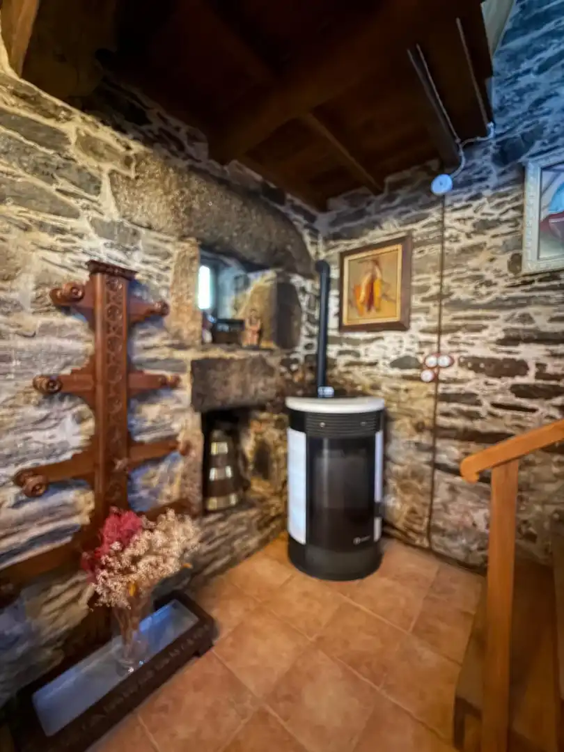 Finca rústica en venta en Monfero con Calefacción, Jardín privado y Amueblado