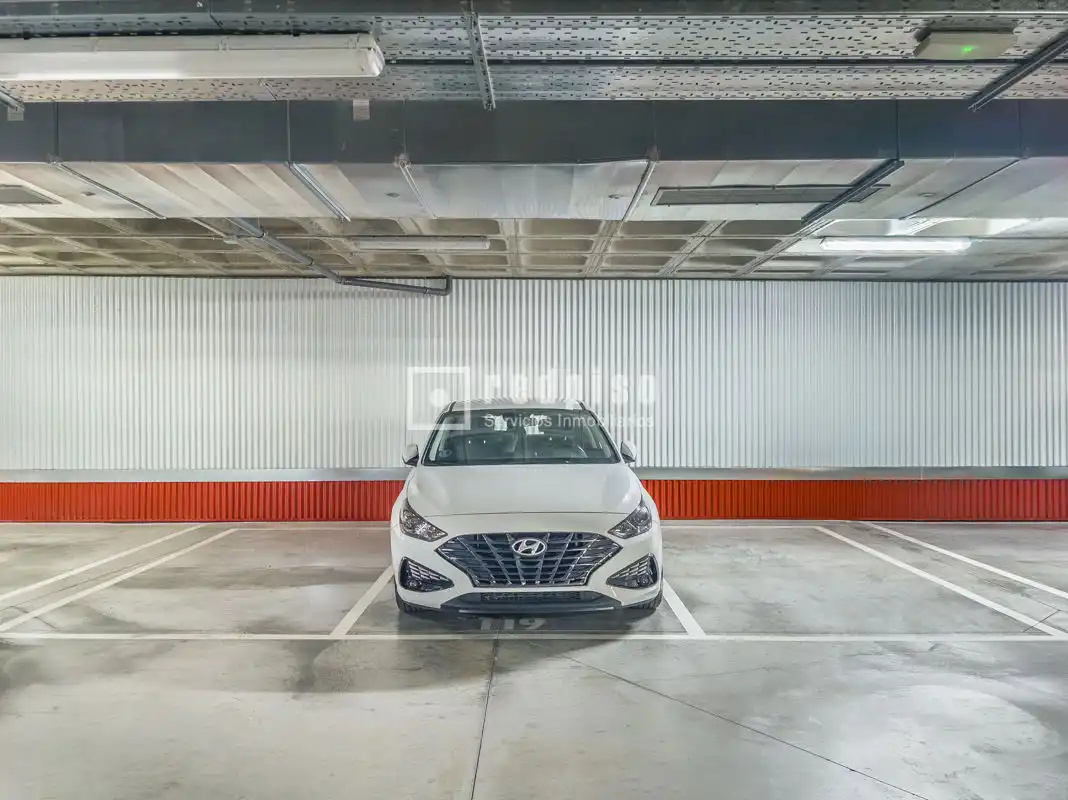 Parking de Piso en venta en Rivas-Vaciamadrid con Aire acondicionado, Calefacción y Jardín privado