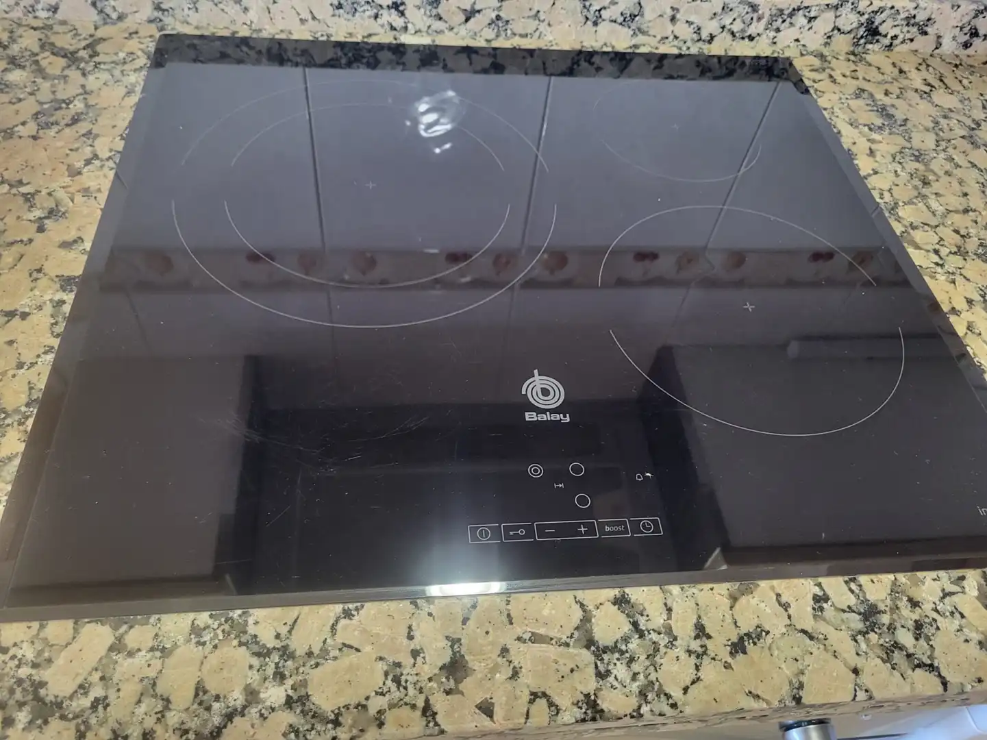 Cocina de Piso de alquiler en Gijón  con Calefacción, Parquet y Amueblado