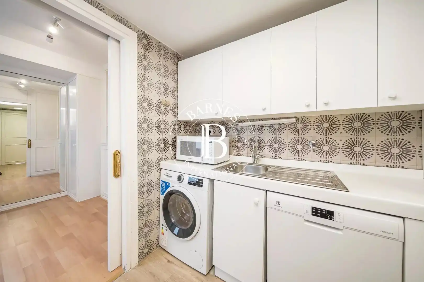 Exterior view of Flat for rent in Madrid  with Air Conditioner, Heating and Private garden