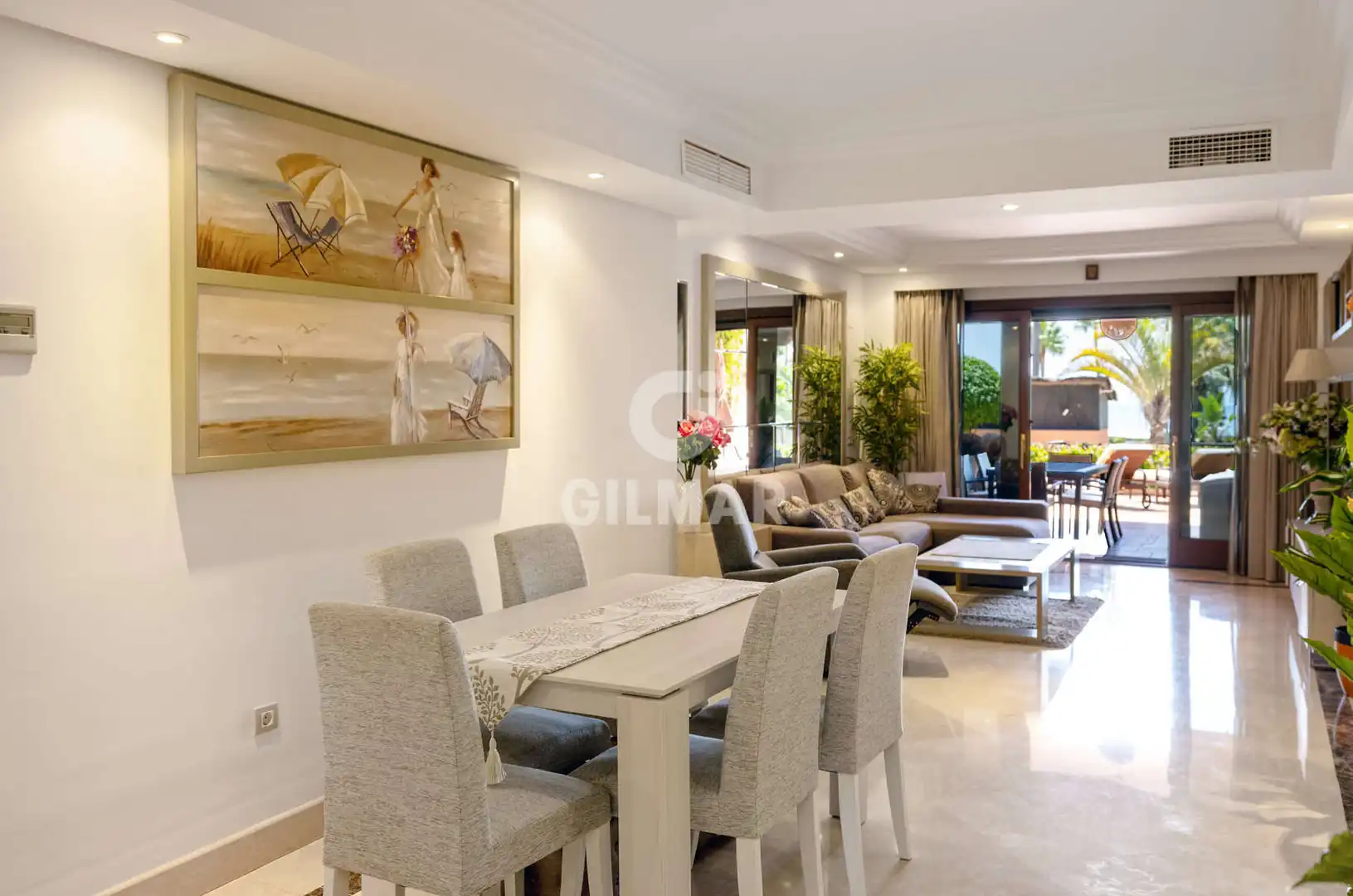 Comedor de Planta baja en venta en Estepona con Calefacción, Jardín privado y Trastero