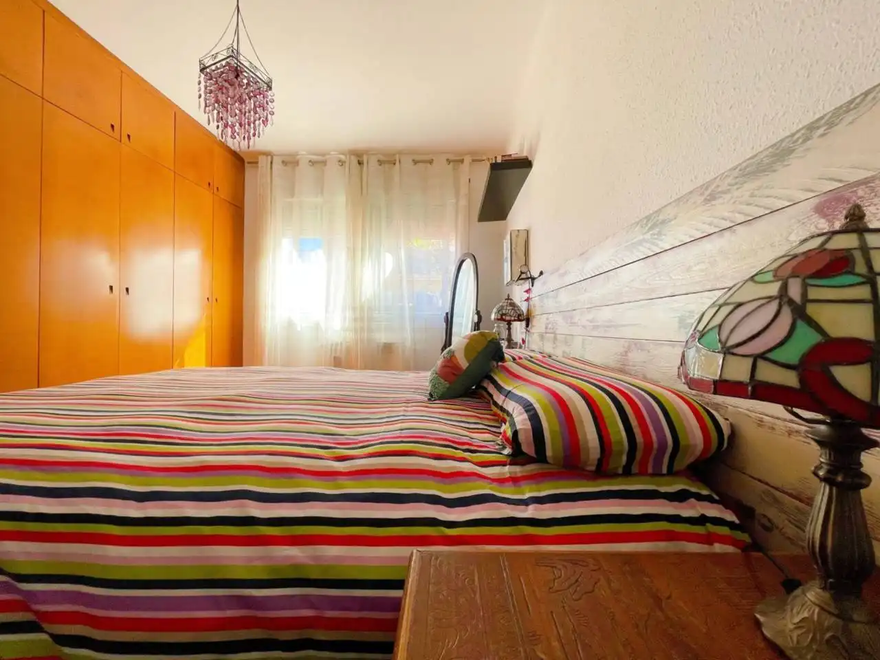 Schlafzimmer von Dachboden zum Verkauf in Cerdanyola del Vallès mit Klimaanlage, Heizung und Parkett