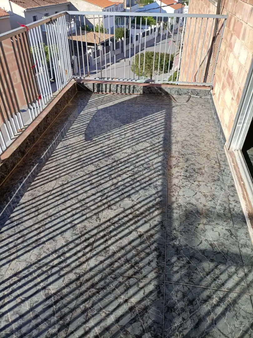 Terrassa de Pis en venda en Viver amb Terrassa i Moblat