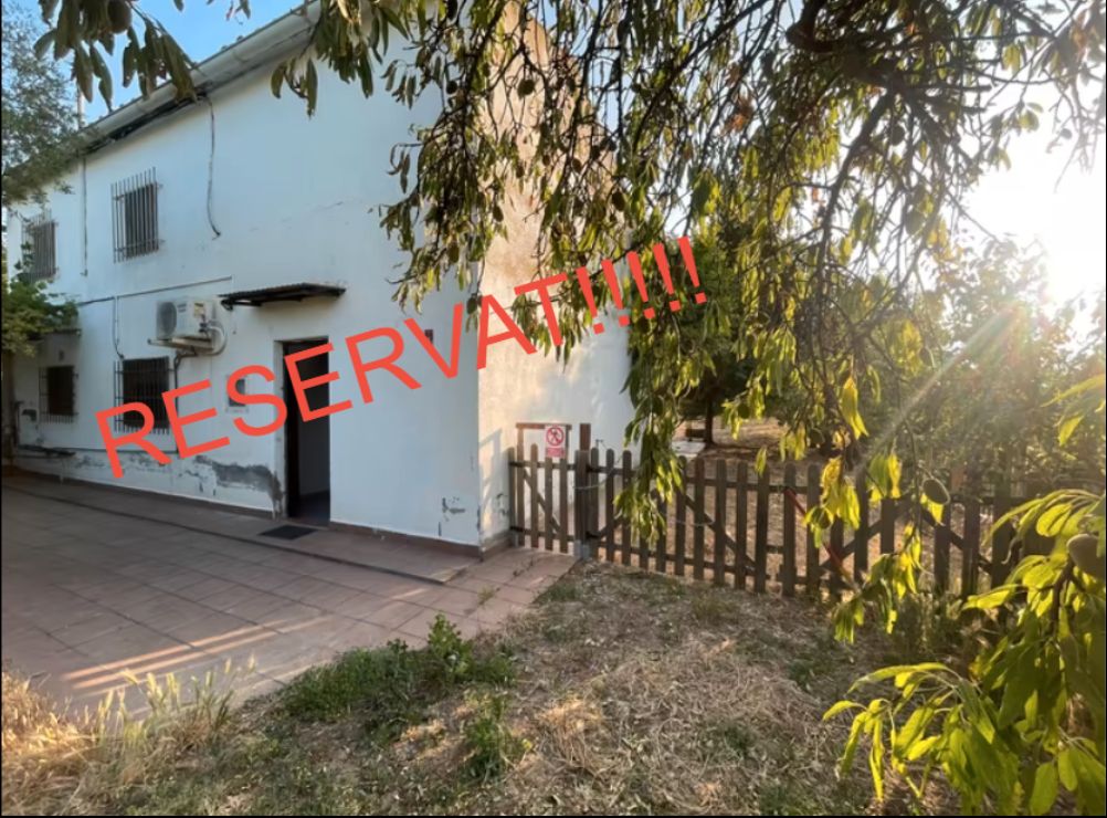 Country house for sale in Les Borges Blanques  with Air Conditioner, Heating and Private garden