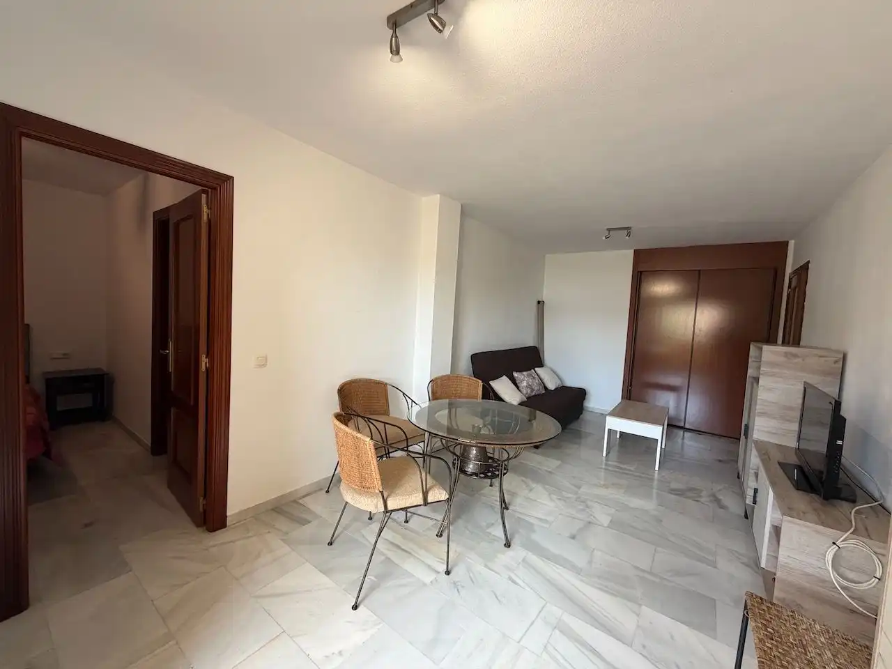 Bedroom of Flat for rent in Vélez-Málaga  with Community pool