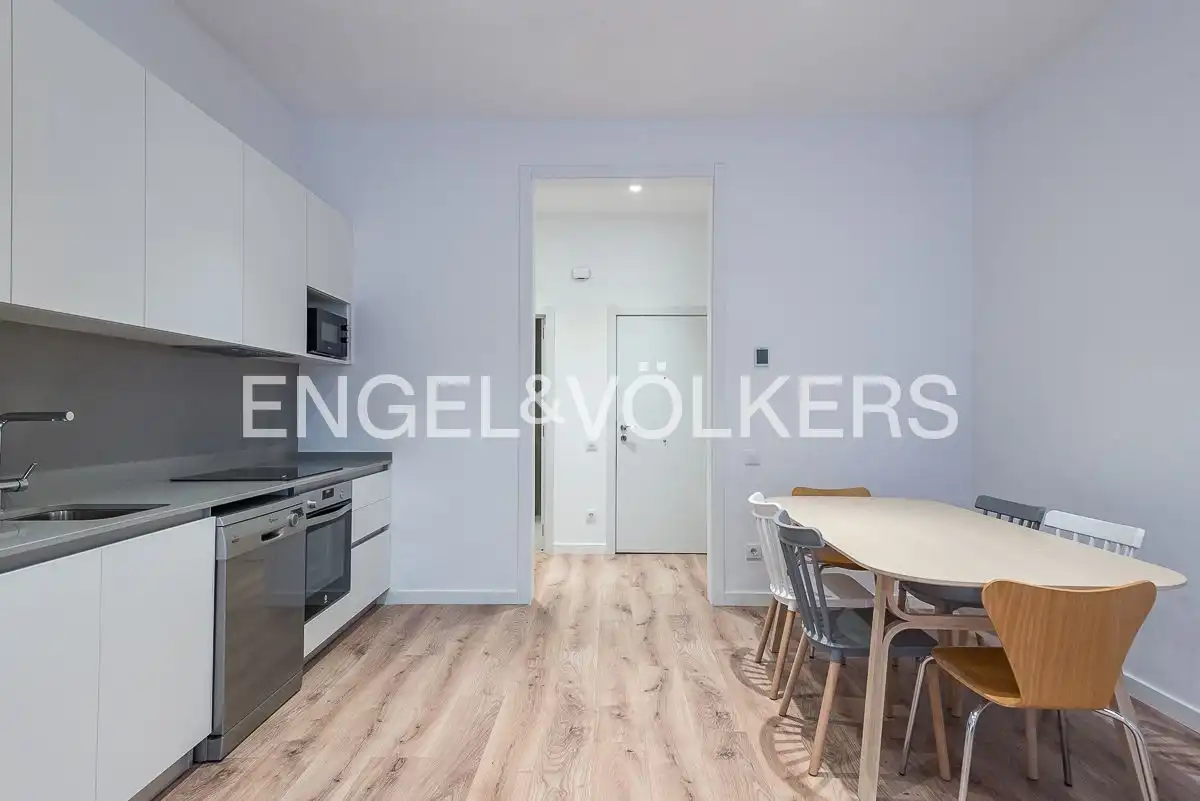 Flat with terrace to rent in Ciutat Vella, imagen 6