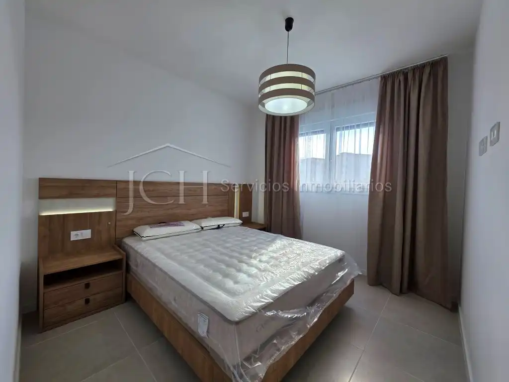 Habitación de Ático de alquiler en Estepona con Amueblado