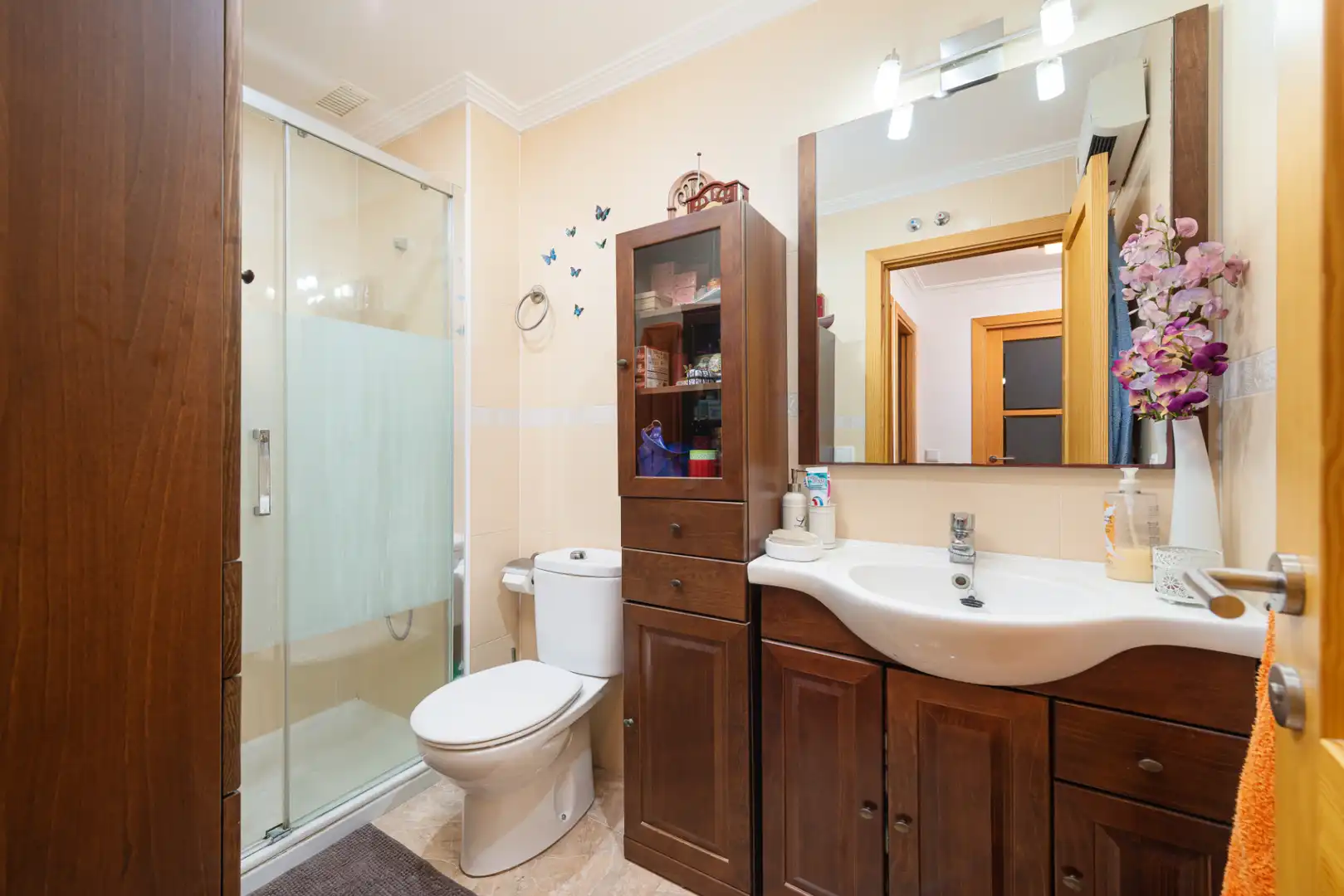 Bathroom of Flat for sale in Alcúdia  with Air Conditioner, Furnished and Oven
