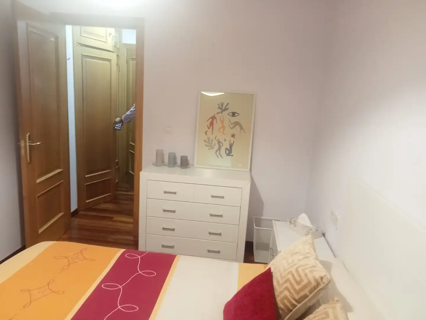 Bedroom of Flat for rent in Santiago de Compostela   with Heating, Parquet flooring and Terrace
