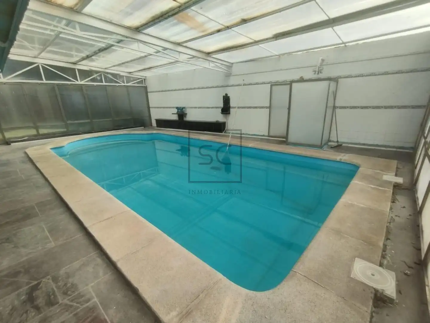 Piscina de Casa o xalet en venda en Ferrol amb Calefacció, Jardí privat i Traster