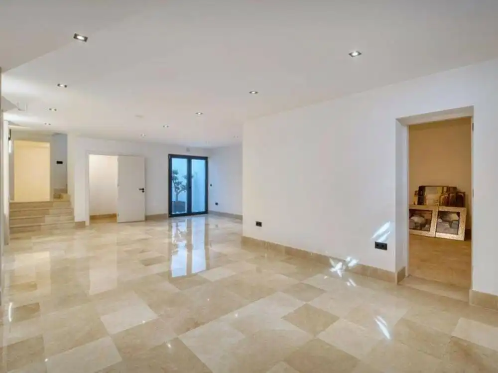 Casa o chalet de alquiler en Marbella con Aire acondicionado, Jardín privado y Terraza