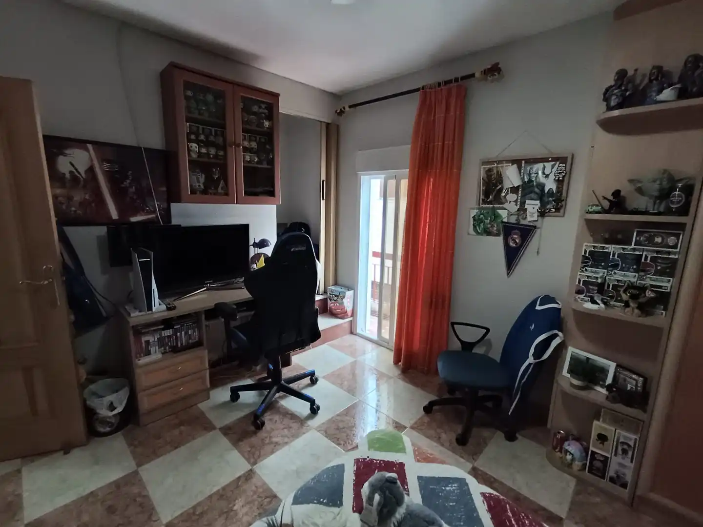 Wohnzimmer von Einfamilien-Reihenhaus zum Verkauf in Jaén mit Klimaanlage, Heizung und Terrasse