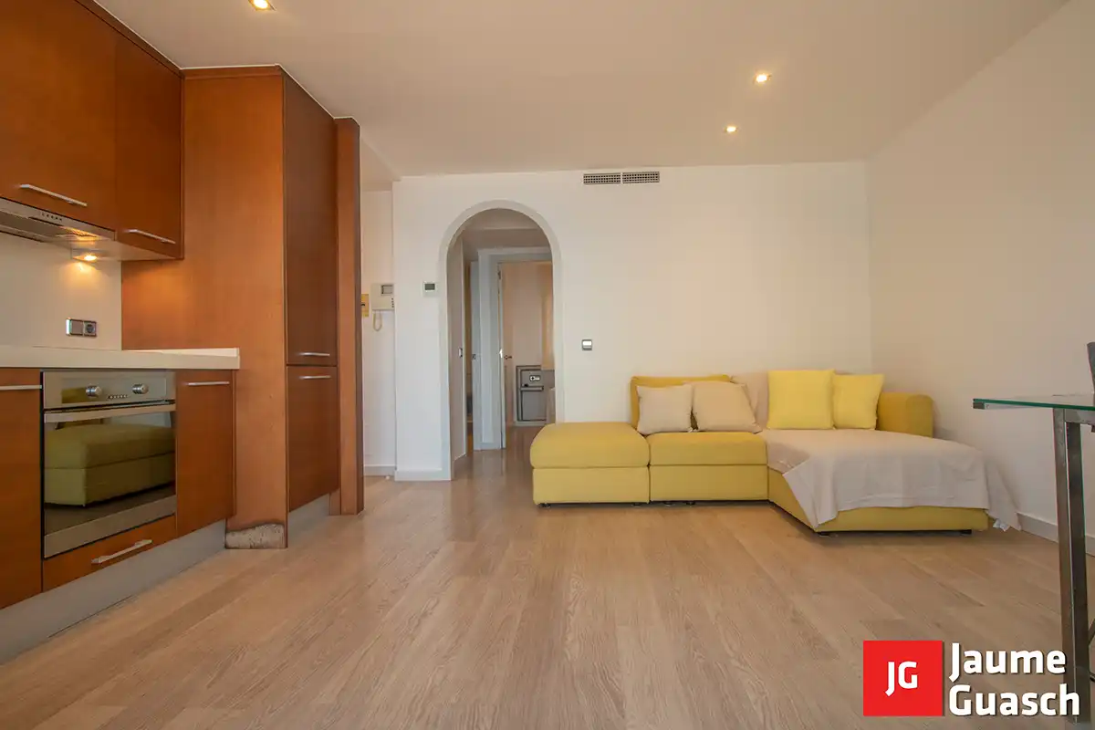 Living room of Flat for sale in Torredembarra  with Air Conditioner, Heating and Parquet flooring