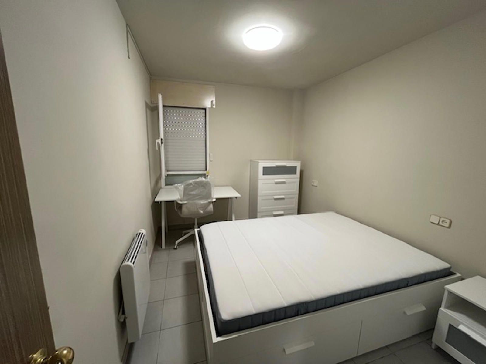 Bedroom of Flat to rent in  Lleida Capital  with Furnished and Internet